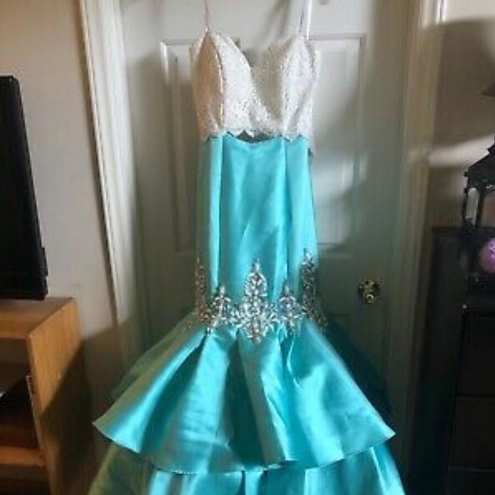 Rachel Allan Mermaid Style Prom Dress Size 12